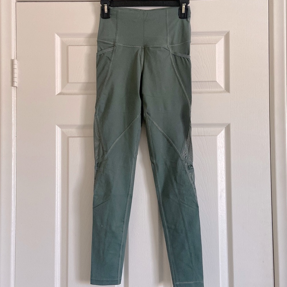 Victoria’s Secret Sport - Sage Green Leggings